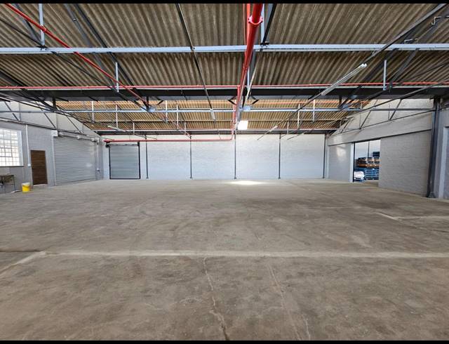 750M² WAREHOUSE TO LET IN BENROSE